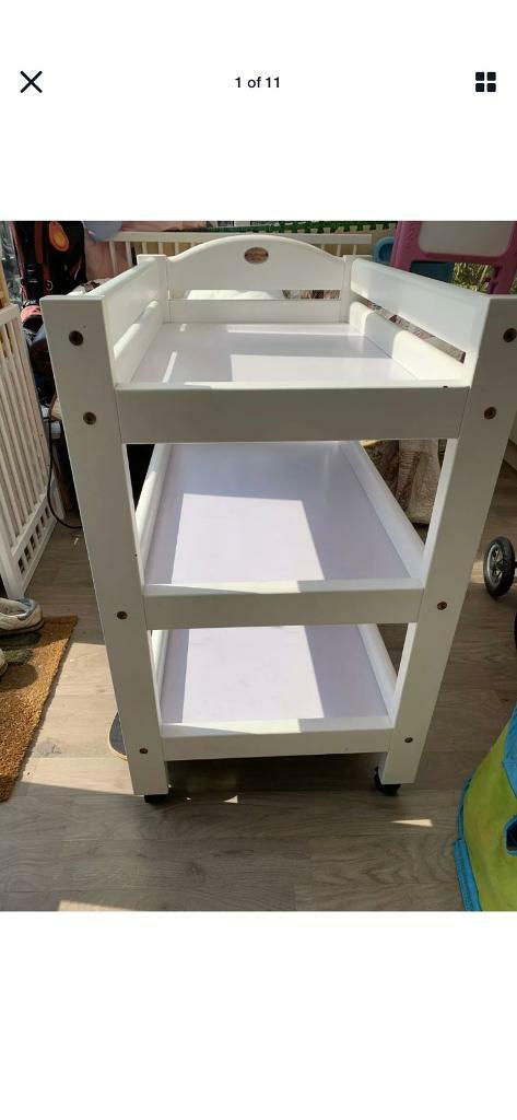 gumtree boori change table